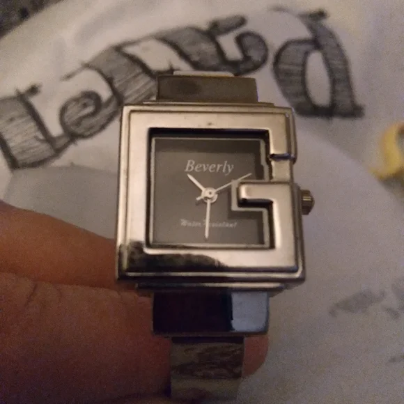 Ladies art deco Beverly watch This gorgeous Platinum Art Deco Ladies Cocktail Watch is the  main image 4